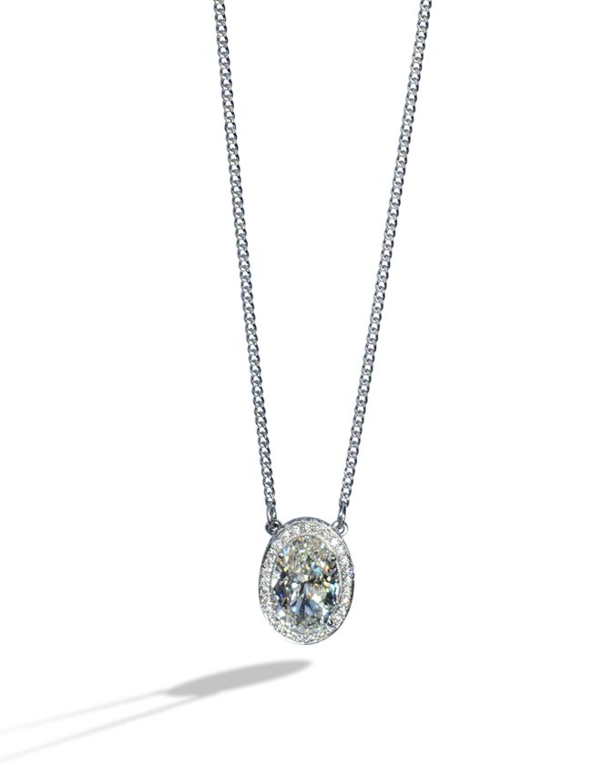 NDOTK03383-3 Oval diamond necklace