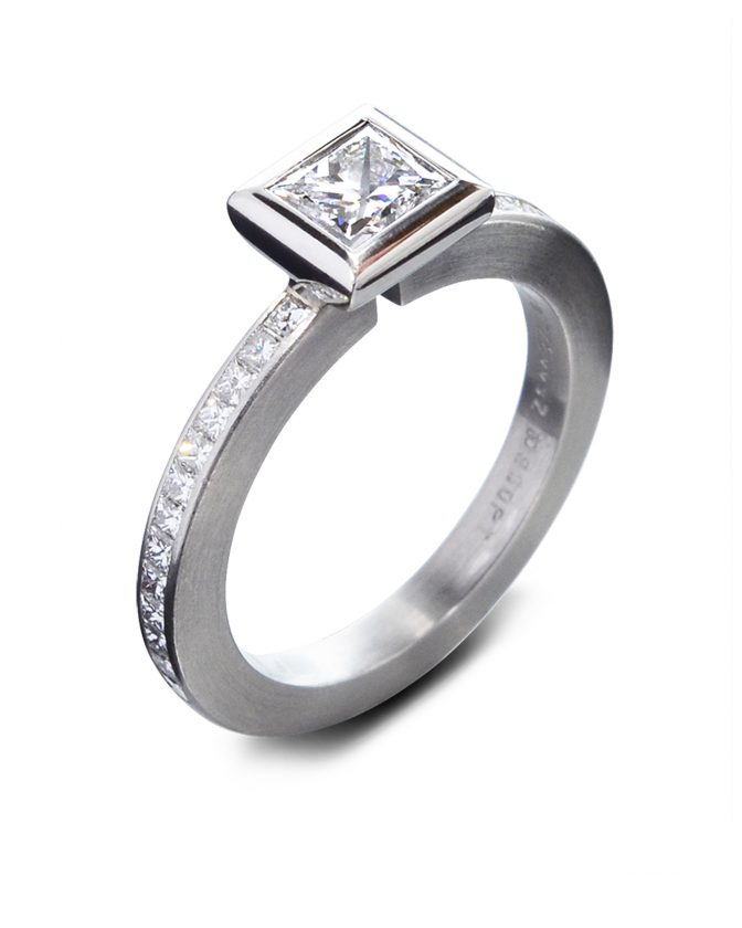 RDCU101651-10195-2 Princess cut diamond