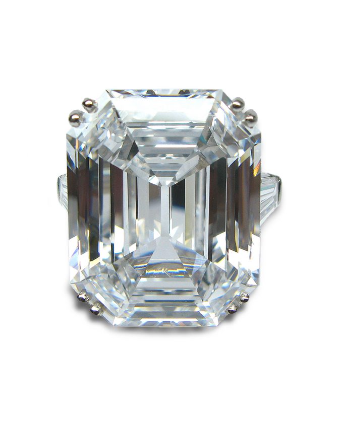 RDCU22910 Harry Winston D Flawless Emerald Cut Ring